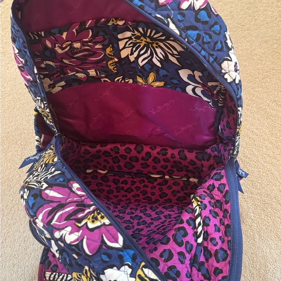 Vera Bradley African Violet Campus Backpack Retired Excellent Condition - Picture 5 of 7